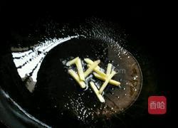 白菜粉肠猪肝汤的做法图解5