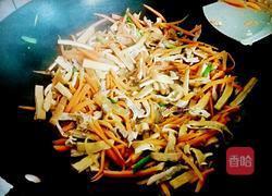 胡萝卜炒香干的做法图解10