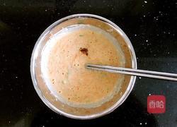 胡萝卜虾皮鸡蛋饼的做法图解5