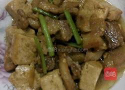 五花肉烧豆腐的做法图解6