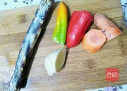 爆炒腊肠的做法图解1