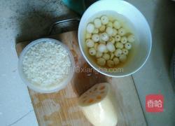 红糖莲藕粥的做法图解1