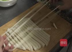 油泼棍棍面的做法图解5