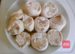 红焖花生猪蹄的做法图解1