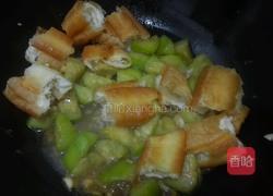 油条炒丝瓜的做法图解4