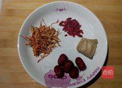 虫草排骨汤的做法图解2