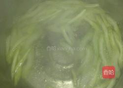 西芹土豆丝的做法图解3