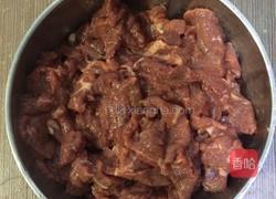 小炒牛肉片的做法图解1