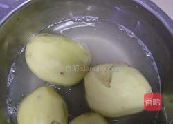 炒土豆丸子的做法图解2