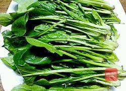 果仁菠菜的做法图解1