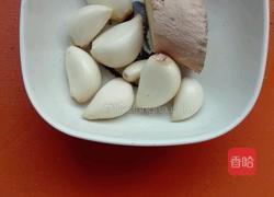 淋炸鲫鱼的做法图解3