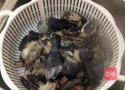 香菇红枣乌鸡汤的做法图解4