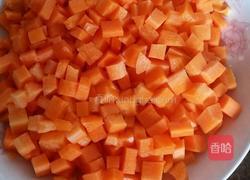 腊肠炒菜丁的做法图解4