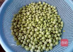 鸡蛋火腿炒豌豆的做法图解1