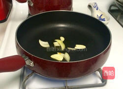 素炒球芽甘蓝的做法图解7