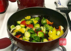 素炒球芽甘蓝的做法图解9