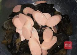 沙丁鱼木耳火腿炒饭的做法图解3