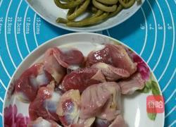 酸豆角鸡胗炒粉条的做法图解1
