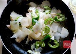 土豆片尖椒炒肉的做法图解9