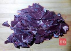 辣椒炒猪心的做法图解4