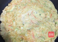 西葫芦胡萝卜蛋饼的做法图解5