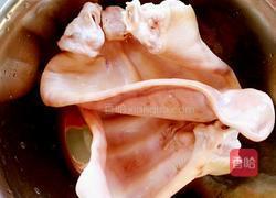 卤猪耳的做法图解1