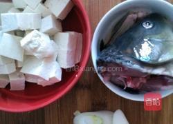 鱼头白玉汤的做法图解1