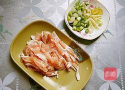 白萝卜条炒肉丝的做法图解2