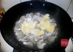 平菇鸡蛋汤的做法图解9
