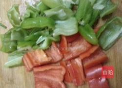 双椒回锅肉的做法图解2