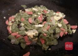 炒麻食的做法图解10