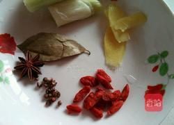 排骨玉米海带汤的做法图解5