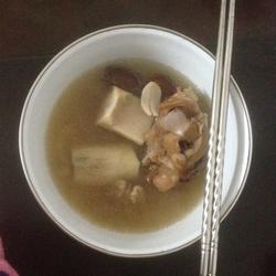 淮山筒骨汤的做法[图]