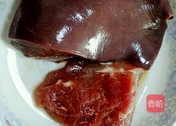猪肝炒肉的做法图解1