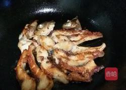 豆泡炖鱼的做法图解7