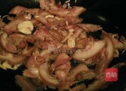 青椒炒猪鼻的做法图解5