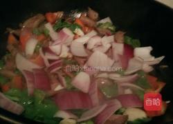 青椒炒猪鼻的做法图解7