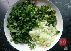 油泼辣子酸汤面的做法图解2