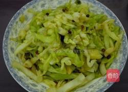 炝炒圆包菜的做法图解4