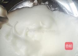 戚风蛋糕的做法图解7