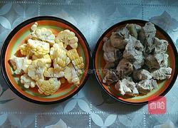 茶树菇玉米龙骨汤的做法图解3