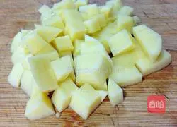 Potato braised rice recipe illustration 2