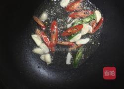 黑木耳炒肉片的做法图解3