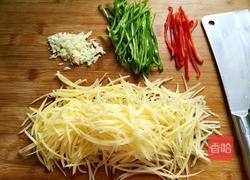 青椒土豆丝的做法图解2