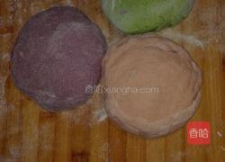 彩色虫虫面的做法图解2