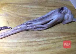 Illustration of how to make fried rice with squid tentacles 1