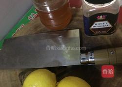 蜂蜜柠檬水的做法图解1