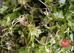 凉拌香菜花生米的做法图解2