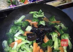 清炒西兰花的做法图解6