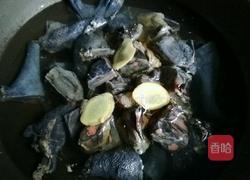 滋补乌鸡汤的做法图解2